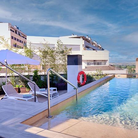 Apartamentos Luna Suites Гранада Экстерьер фото