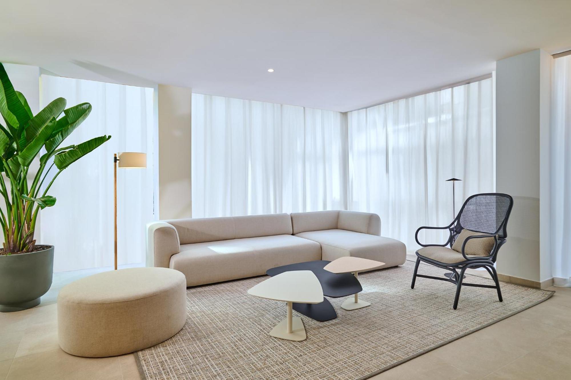 Apartamentos Luna Suites Гранада Экстерьер фото